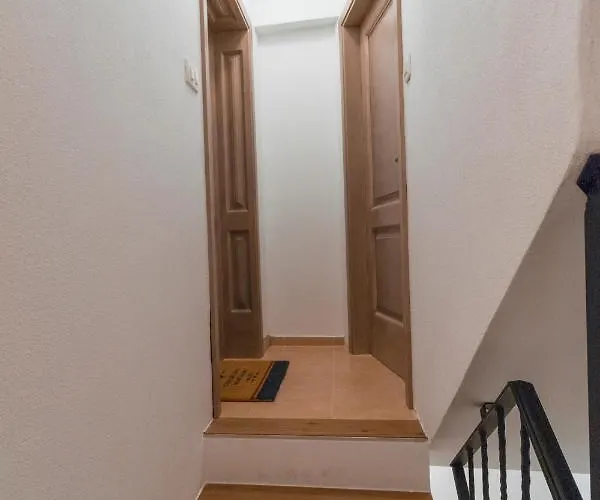 דירה Pia פיראן